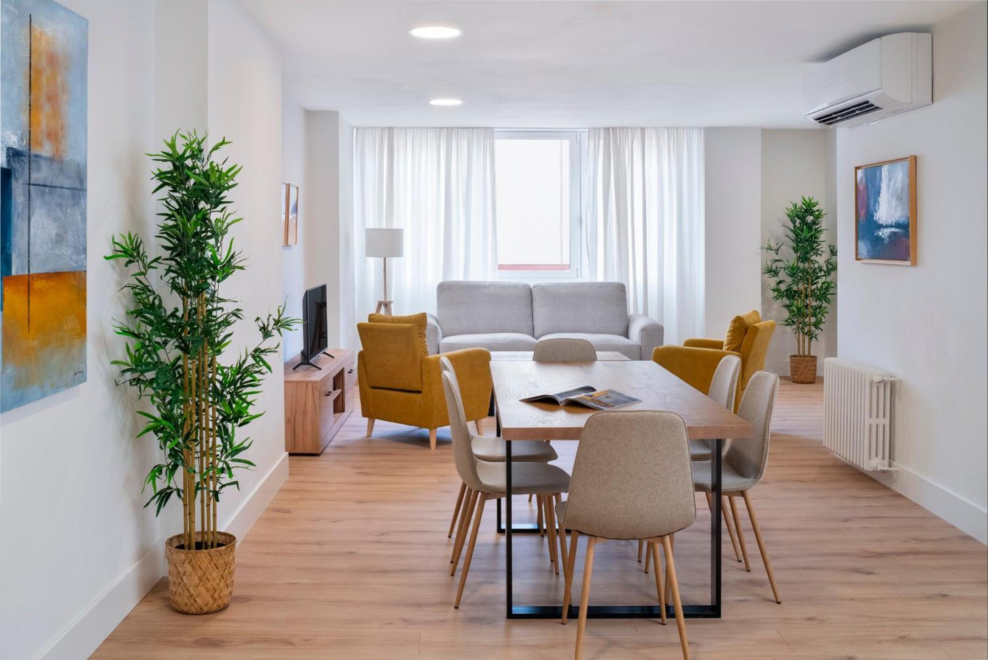Magno Apartments Principe Севилья Экстерьер фото
